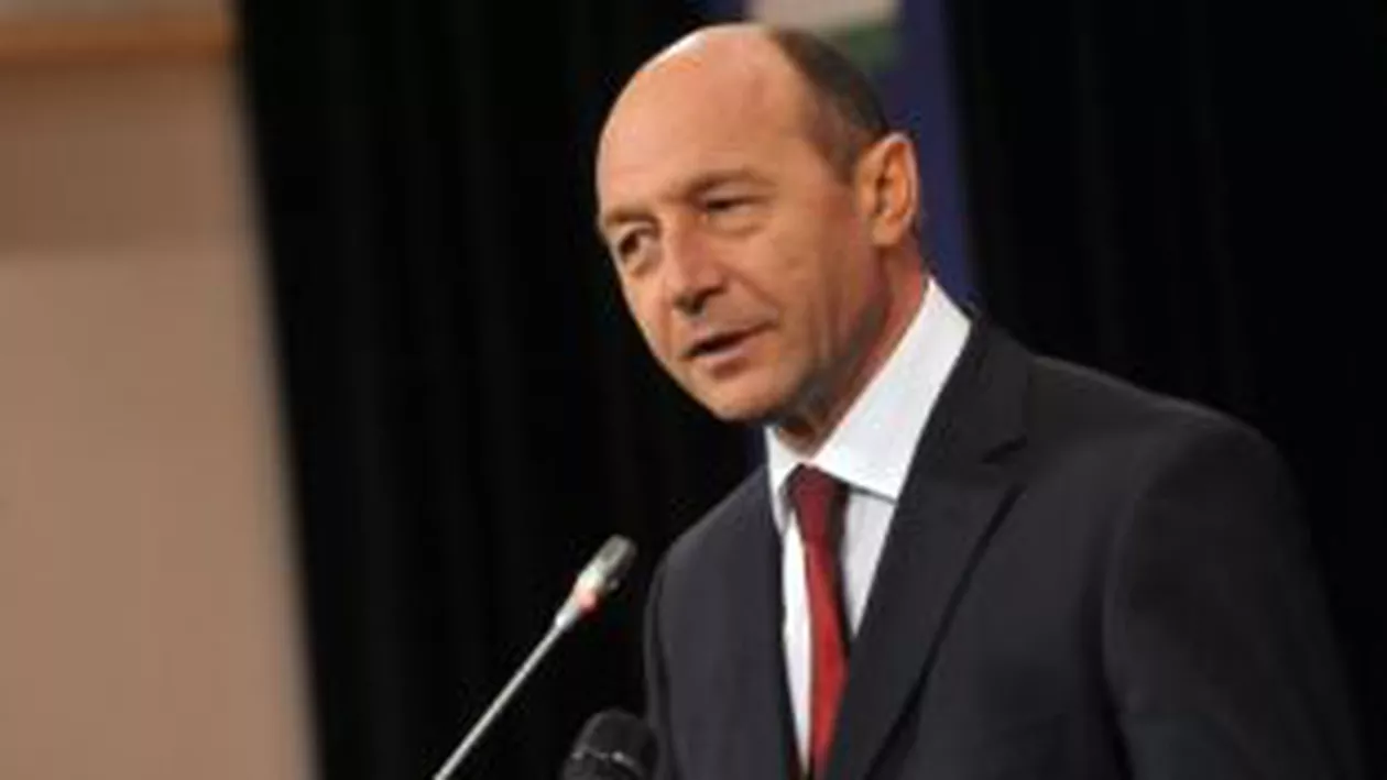 Băsescu: Boc şi PDL aşteaptă să piardă majoritatea în Parlament
