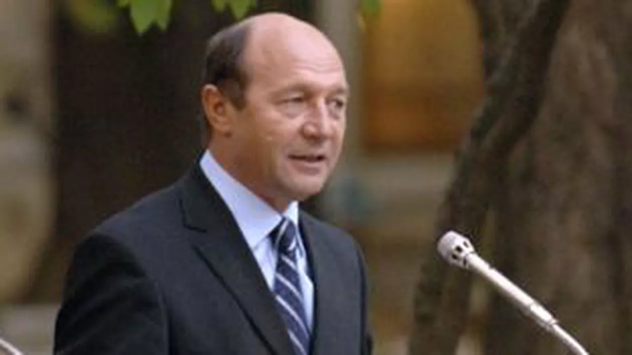 WikiLeaks: Băsescu şi-ar dori o prezenţă FBI în România, la fel de robustă ca cea a CIA