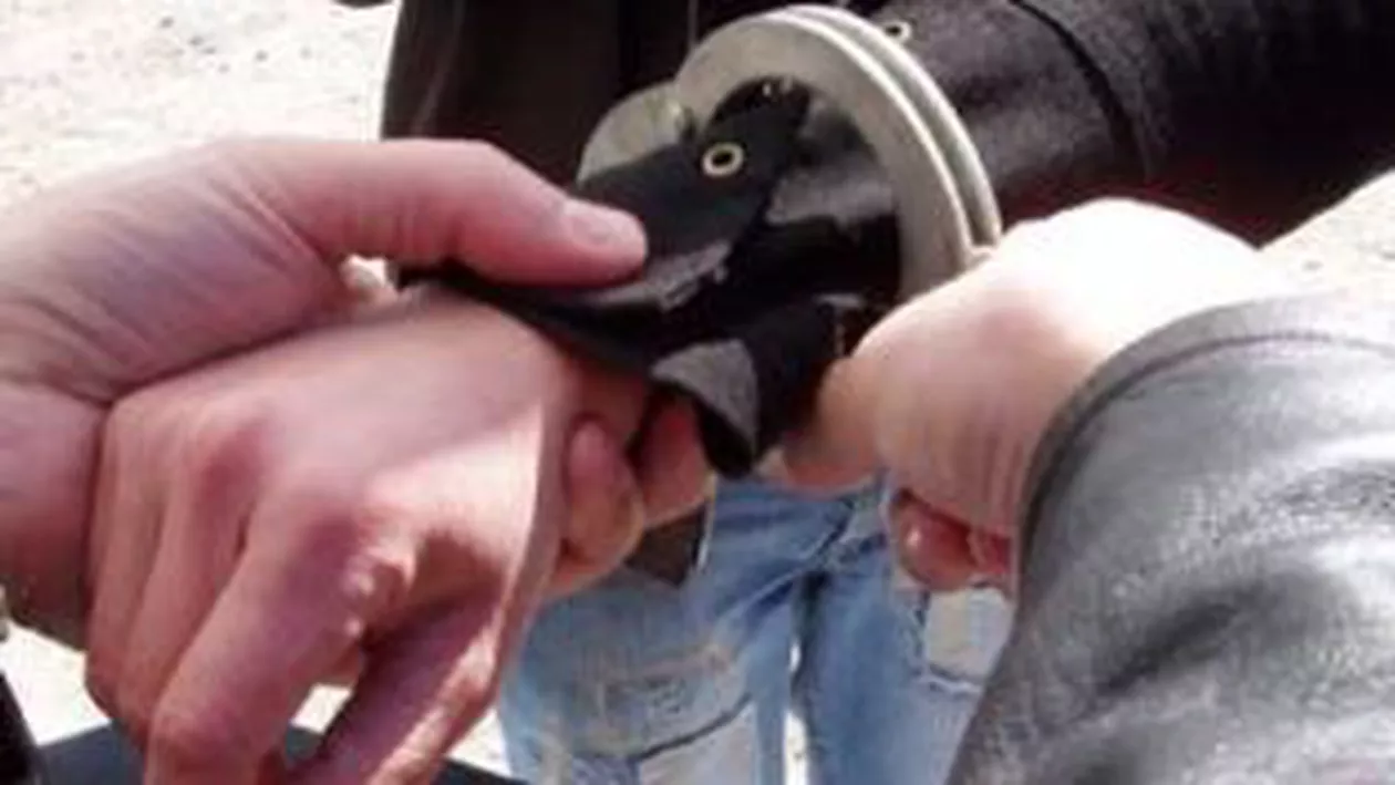 Bacău: Copil de şapte ani răpit, cerere de răscumpărare de 500 de milioane de lei vechi