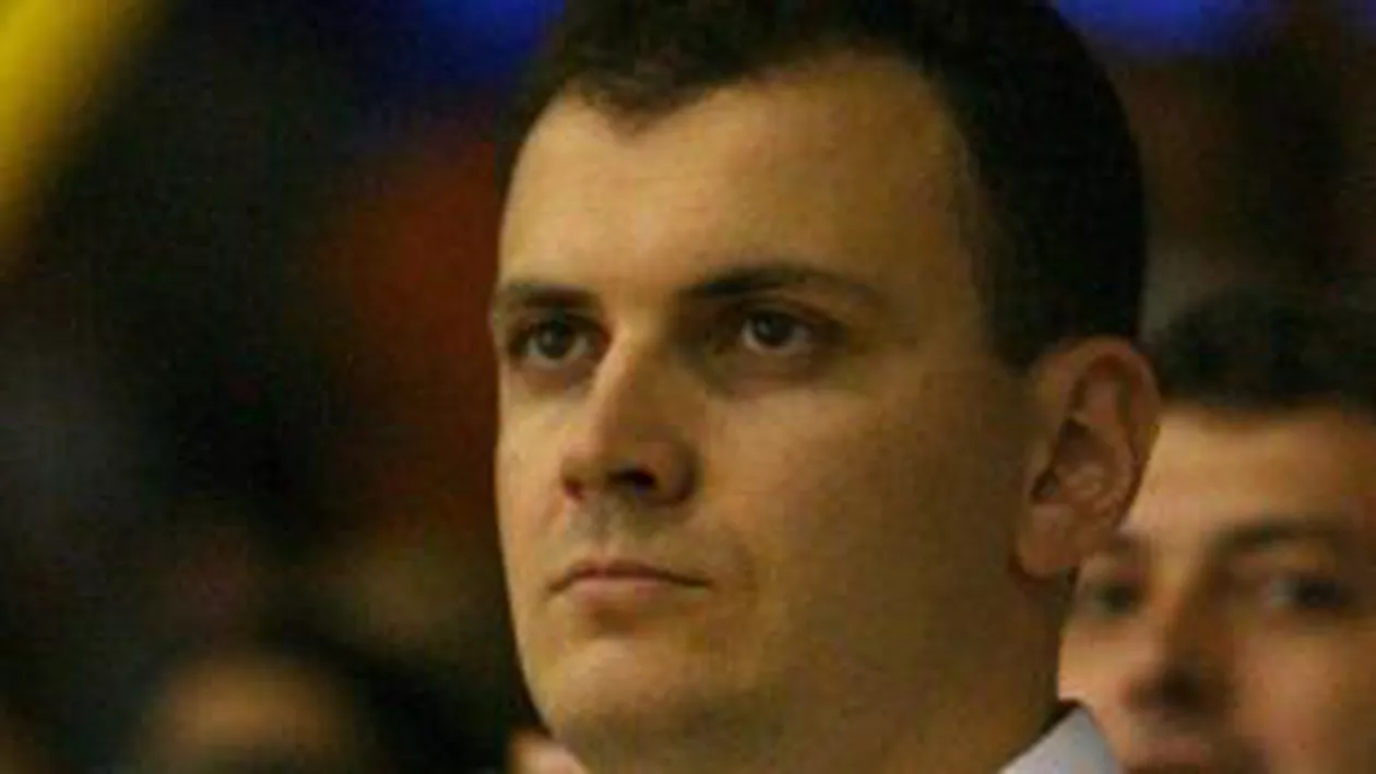 Ghiță, plângere penală împotriva lui Vîntu: Susține că a fost amenințat cu moartea