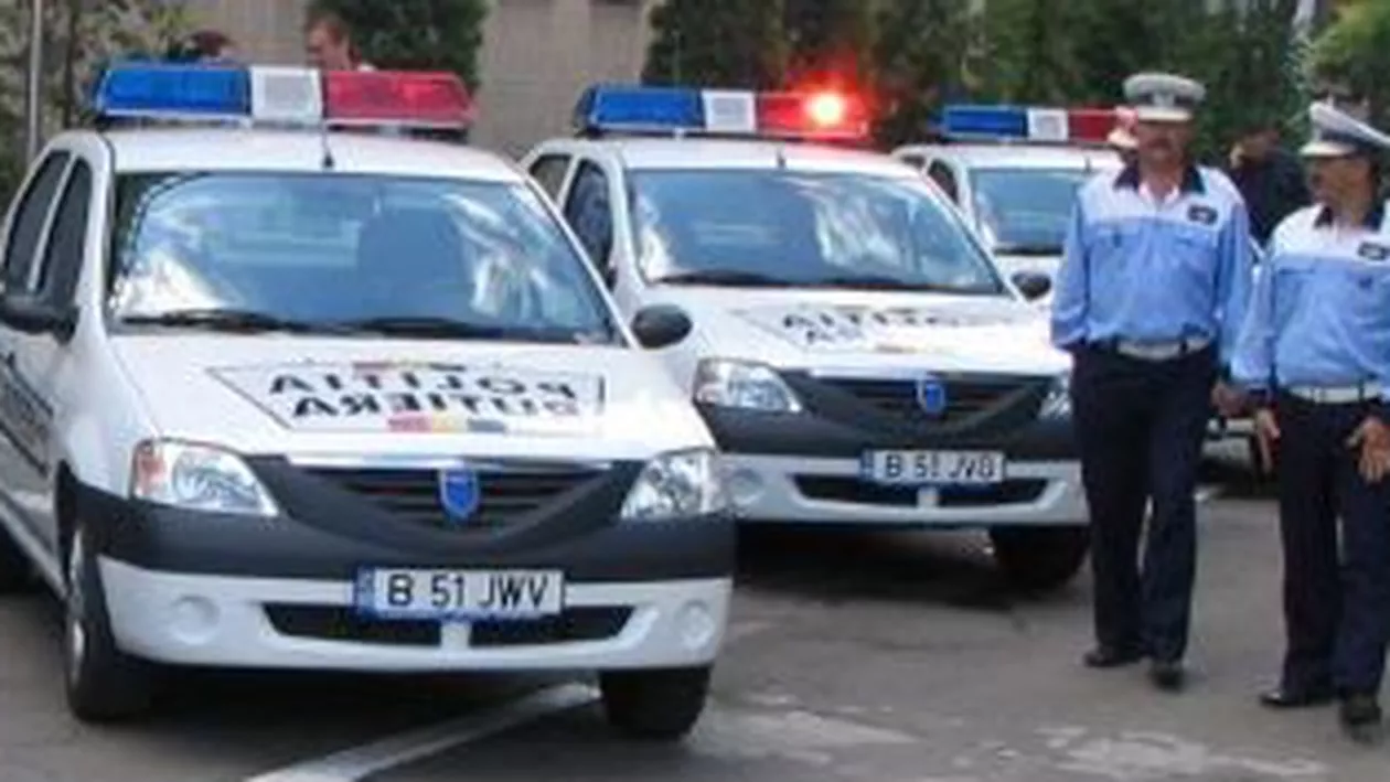 Poliţia Piteşti a reţinut o bandă de bucureşteni care pozau în inspectori OPC