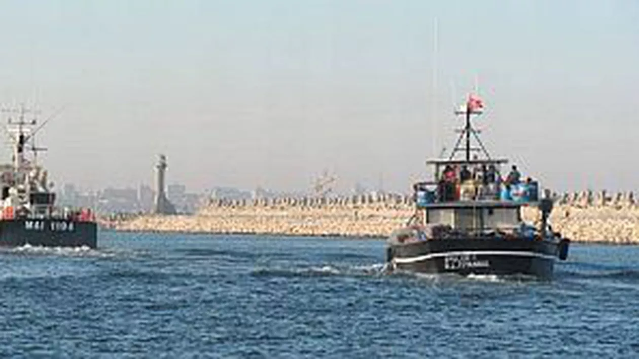 Poliţiştii de frontieră constănţeni au prins un pescador bulgăresc la braconat în apropiere de Mangalia