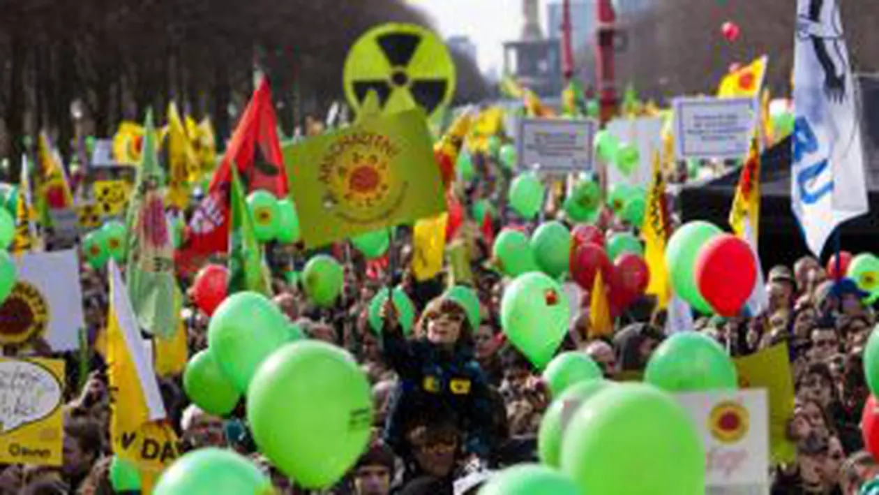 Sofia: Manifestaţie împotriva energiei nucleare, la ambasadele României şi Turciei