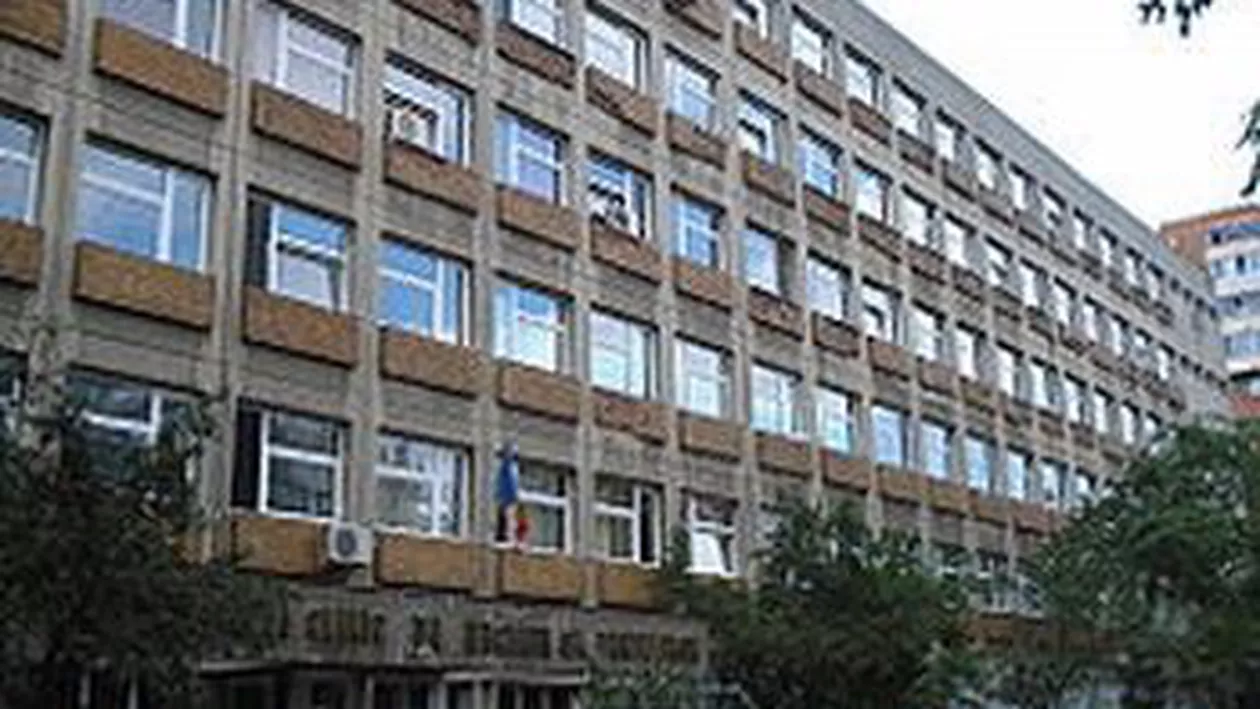 Tumoare de 17 kilograme pentru o femeie de 73 de ani