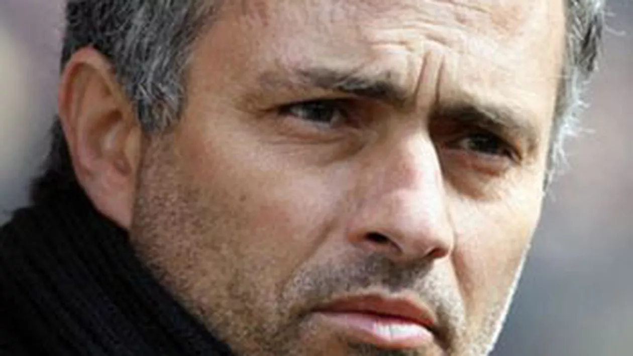 Jose Mourinho, suspendat cinci etape de UEFA