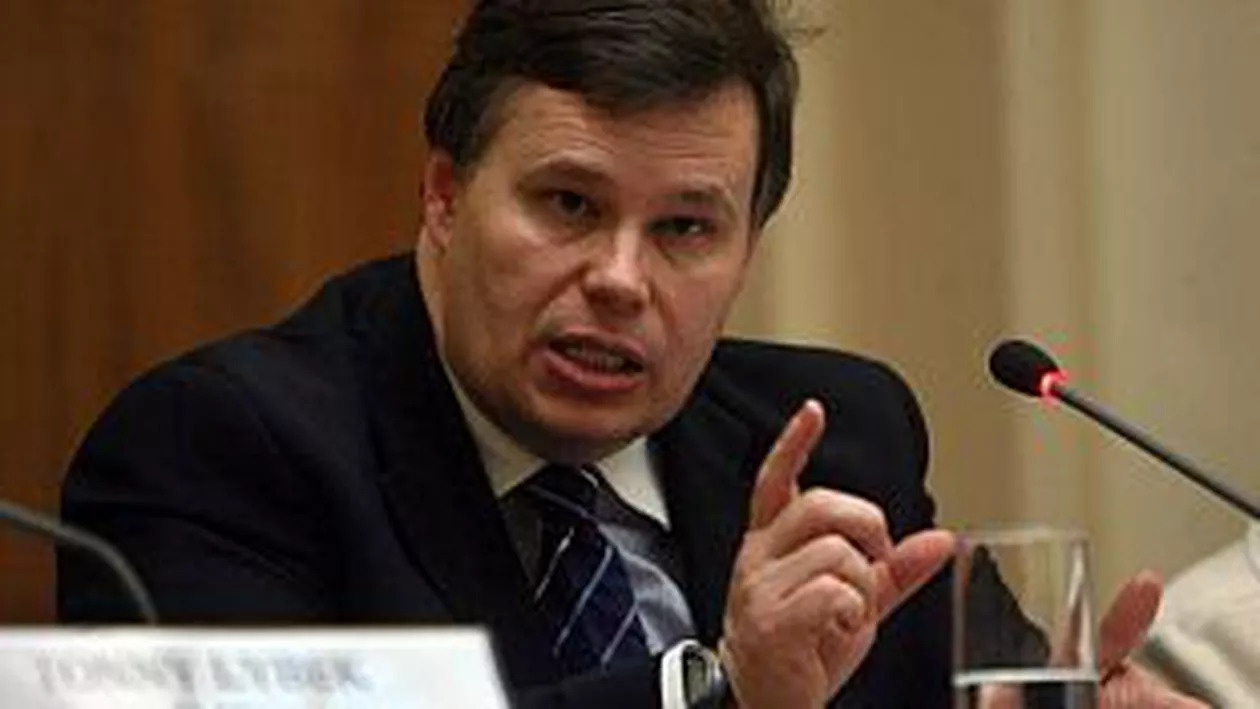 Franks: Am ajuns la un acord în privinţa evaluării. Sunt şanse mici ca România să ia bani de la FMI în acest an