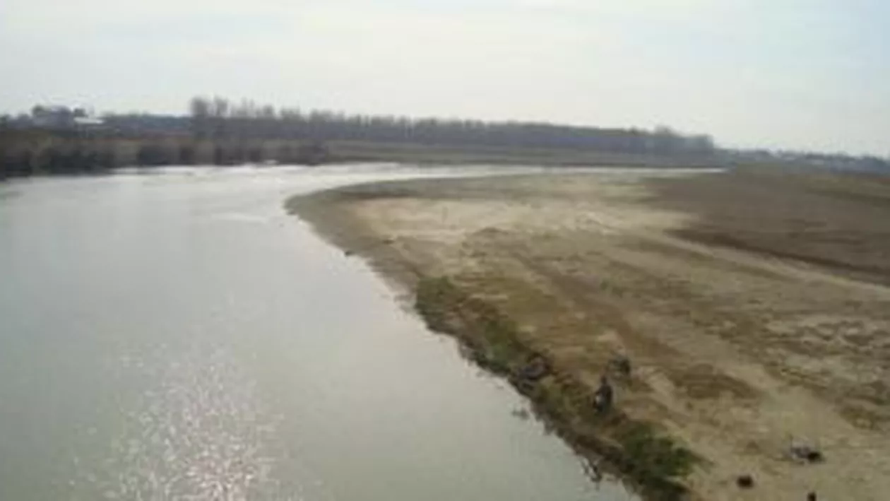 Un tânăr în vârstă de 19 ani s-a înecat în râul Moldova