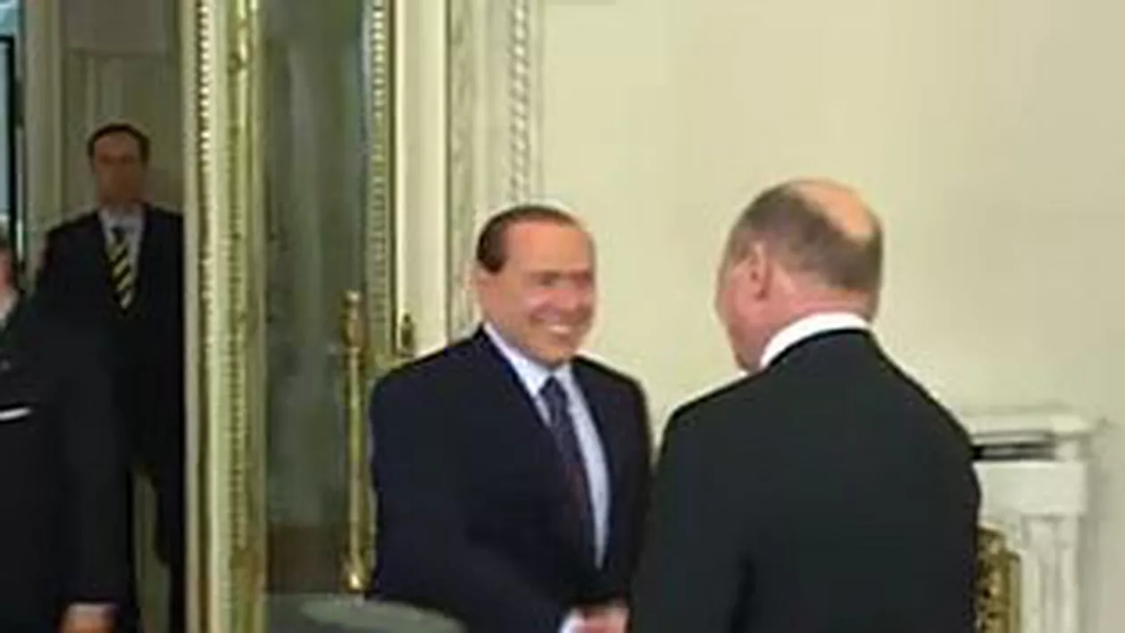 Silvio Berlusconi, întâmpinat de Traian Băsescu la Cotroceni