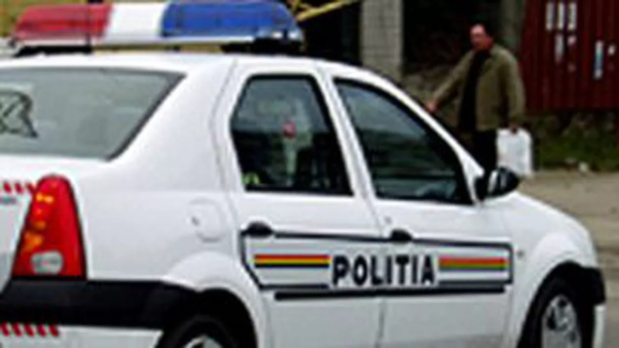 Constanţa: Doi poliţişti au fost răniţi într-un accident rutier petrecut pe DN 38