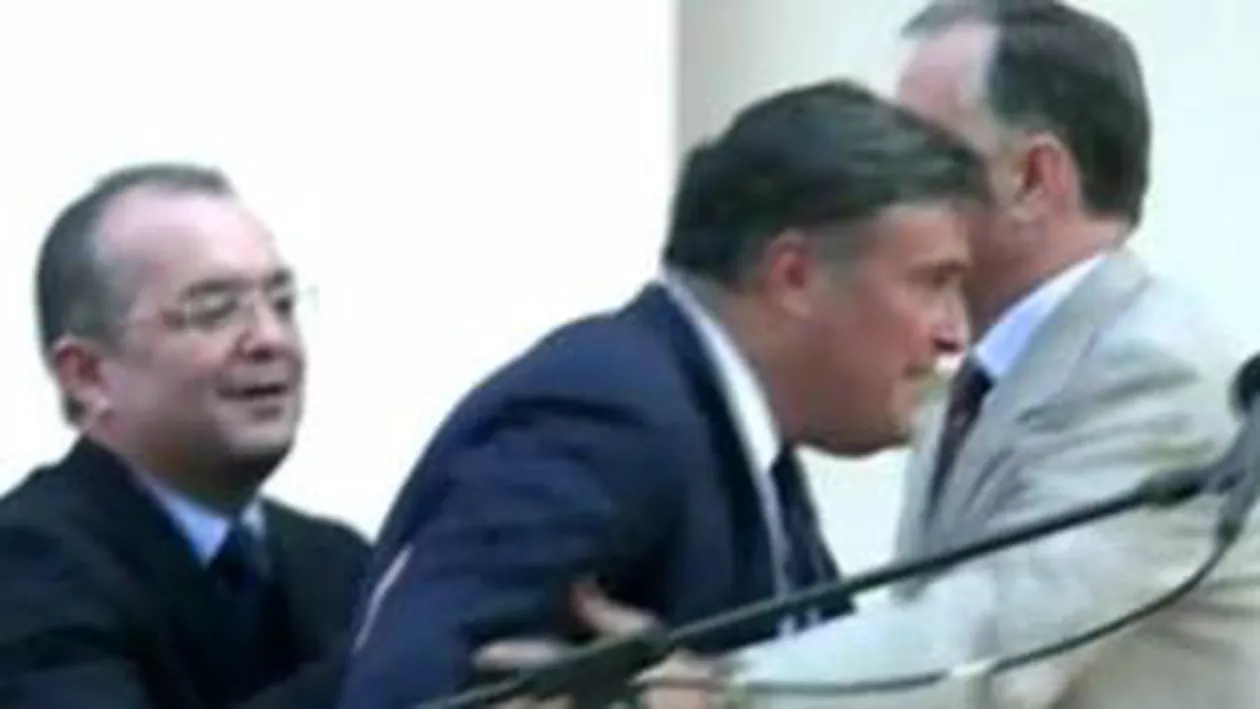 Emil Boc povestește incidentul leșinului ambasadorului Franței la București