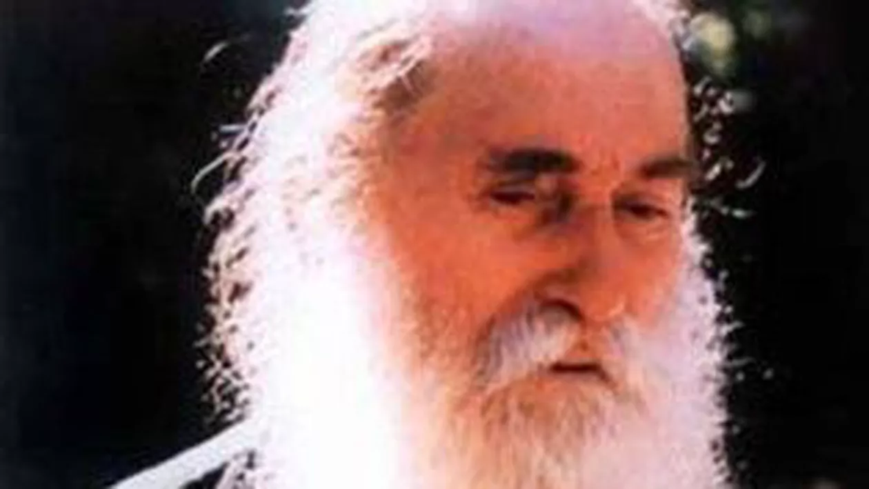 A murit Părintele arhimandrit Arsenie Papacioc, duhovnicul Mânăstirii Sf. Maria din Techirghiol