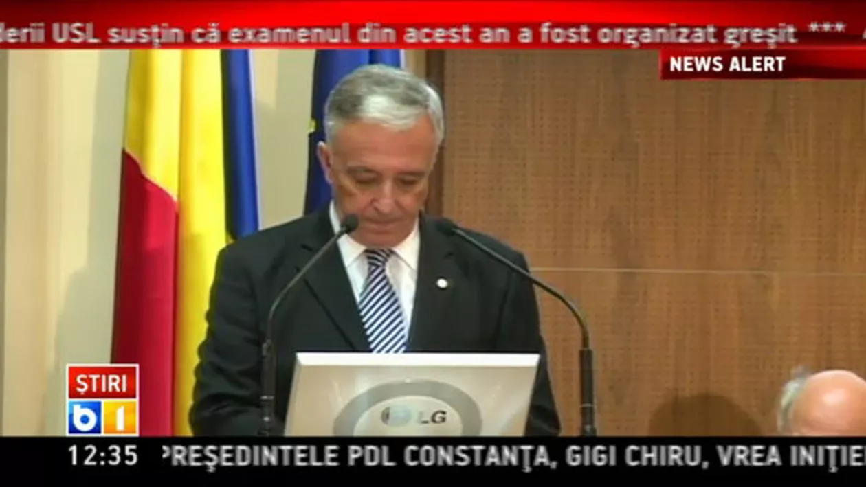 Autorul masacrului de la Oslo vrea audiere publică