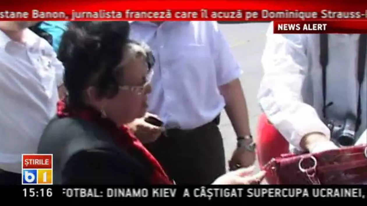 Național Arena și-a pornit în premieră nocturna. Vezi cum arată stadionul în preajma inaugurării