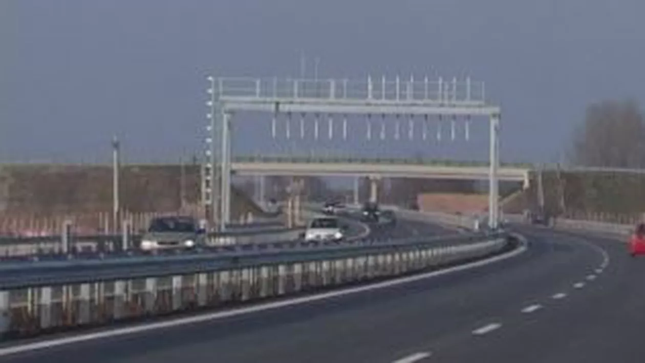 Doi morți și trei răniți, în urma unui accident rutier pe Autostrada București - Pitești