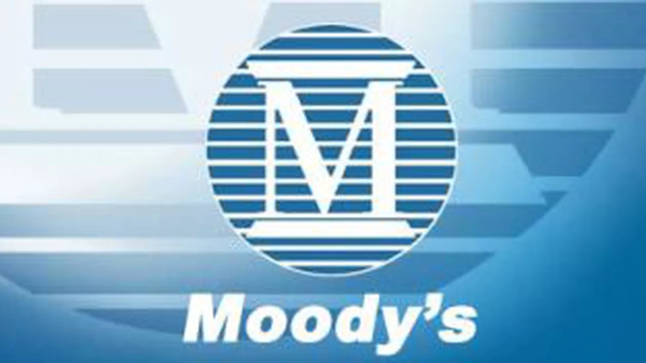 Moody's a retrogradat ratingul Societe Generale