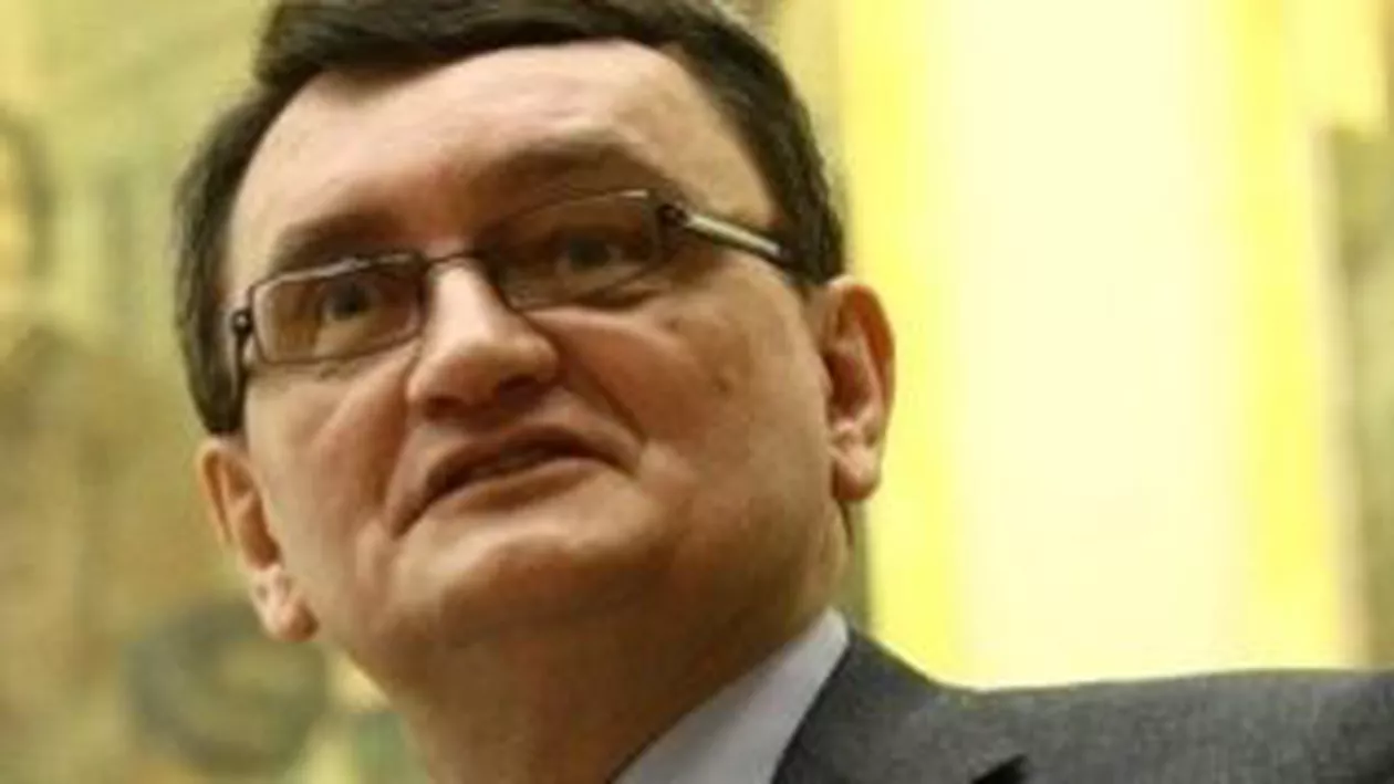 Fostul premier Victor Ciorbea, audiat la DNA în dosarul Uniunii Generale a Sindicatelor din România