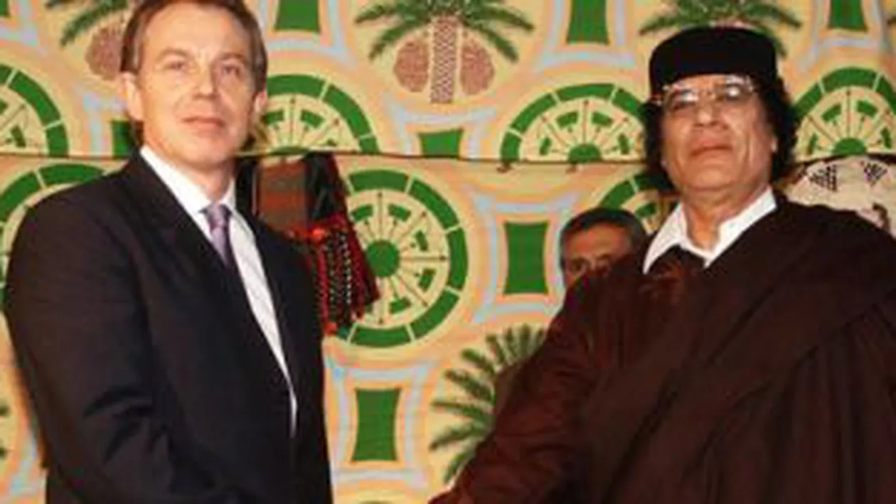 Tony Blair s-a întâlnit de două ori cu Muammar Gaddafi după ce a părăsit funcţia de prim-ministru