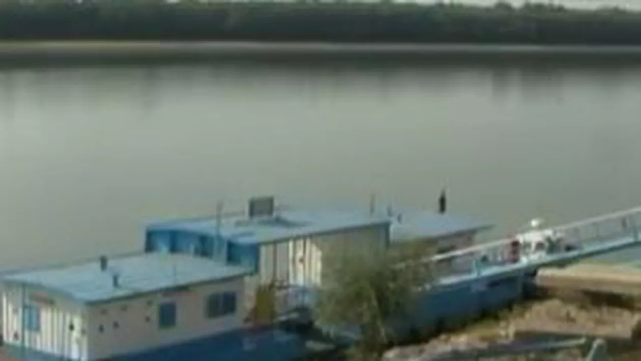 Zeci de nave blocate în porturi, după ce nivelul Dunării a scăzut alarmant. Centrala Cernavodă ar putea fi oprită