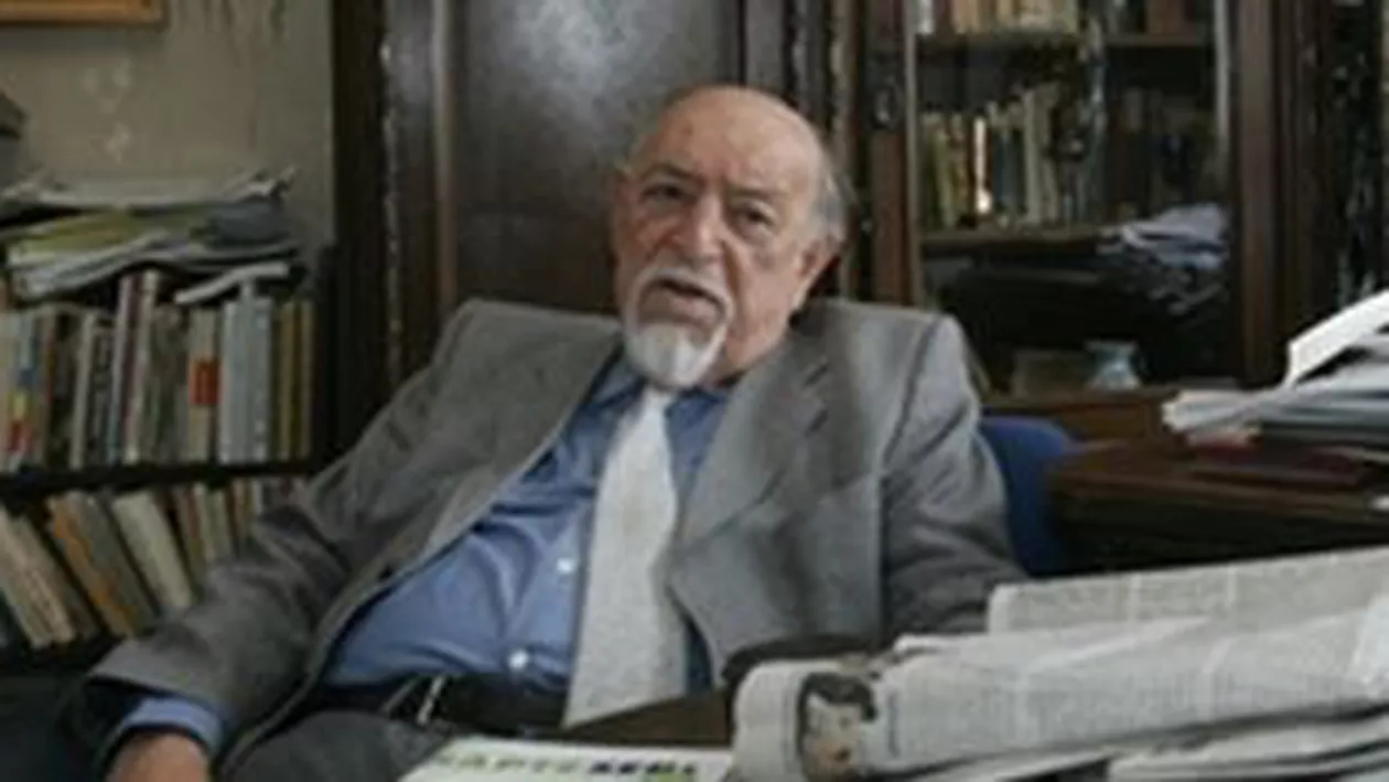 Dramaturgul Paul Everac, internat de urgență la Spitalul Fundeni