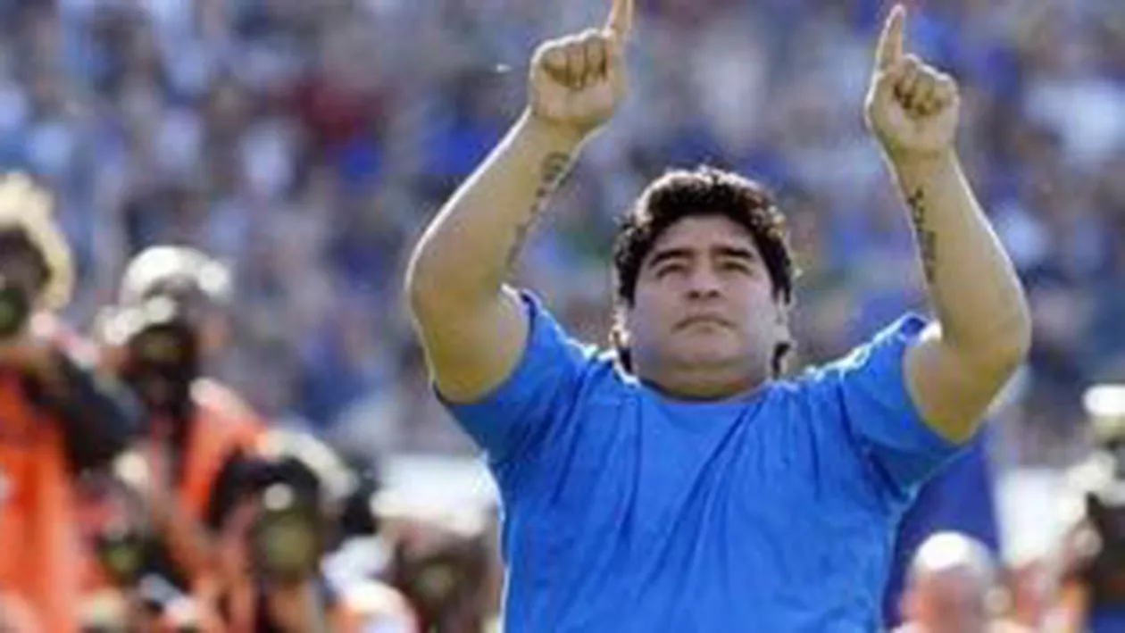 Diego Maradona se roagă pentru Mihai Neșu: Mihai, fii tare! Îți doresc tot binele din lume!