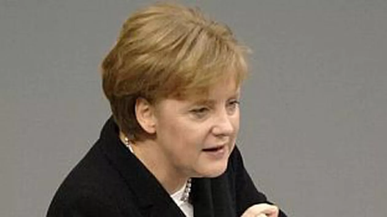 Angela Merkel: UE, FMI și BCE ar putea redeschide unele porțiuni ale celui de-al doilea acord pentru Grecia