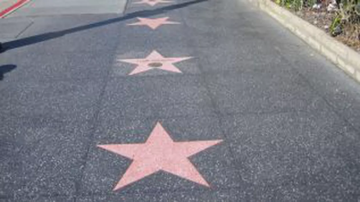 Ileana Stana Ionescu şi Sebastian Papaiani au primit câte o stea pe Walk of Fame