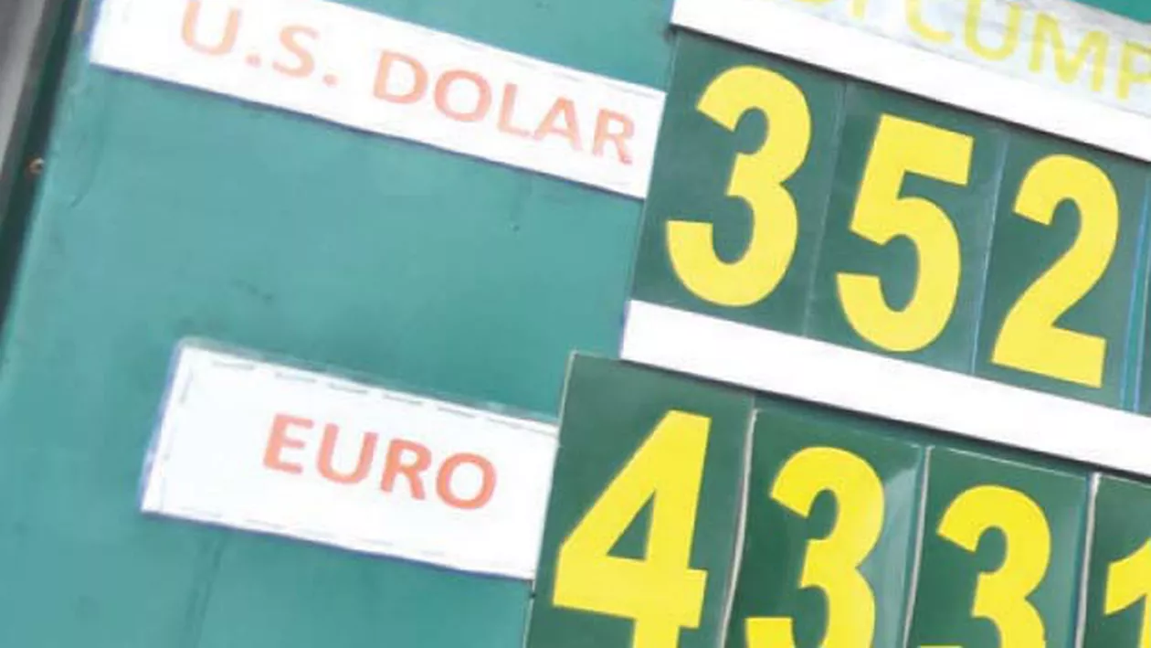 Euro a atins un nou maxim al ultimelor 15 luni: 4,3218 lei/euro