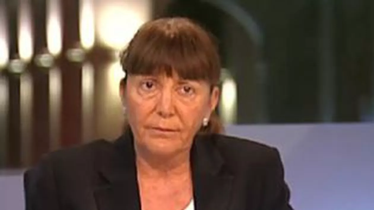 Monica Macovei, către Ecaterina Andronescu: Dumneavoastră încurajați lenea (VIDEO)
