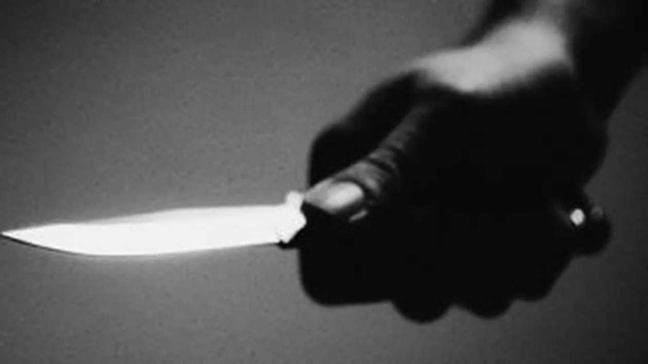 Medicii de la Spitalul Universitar din Capitală, amenințați cu un cuțit de fiul unui pacient