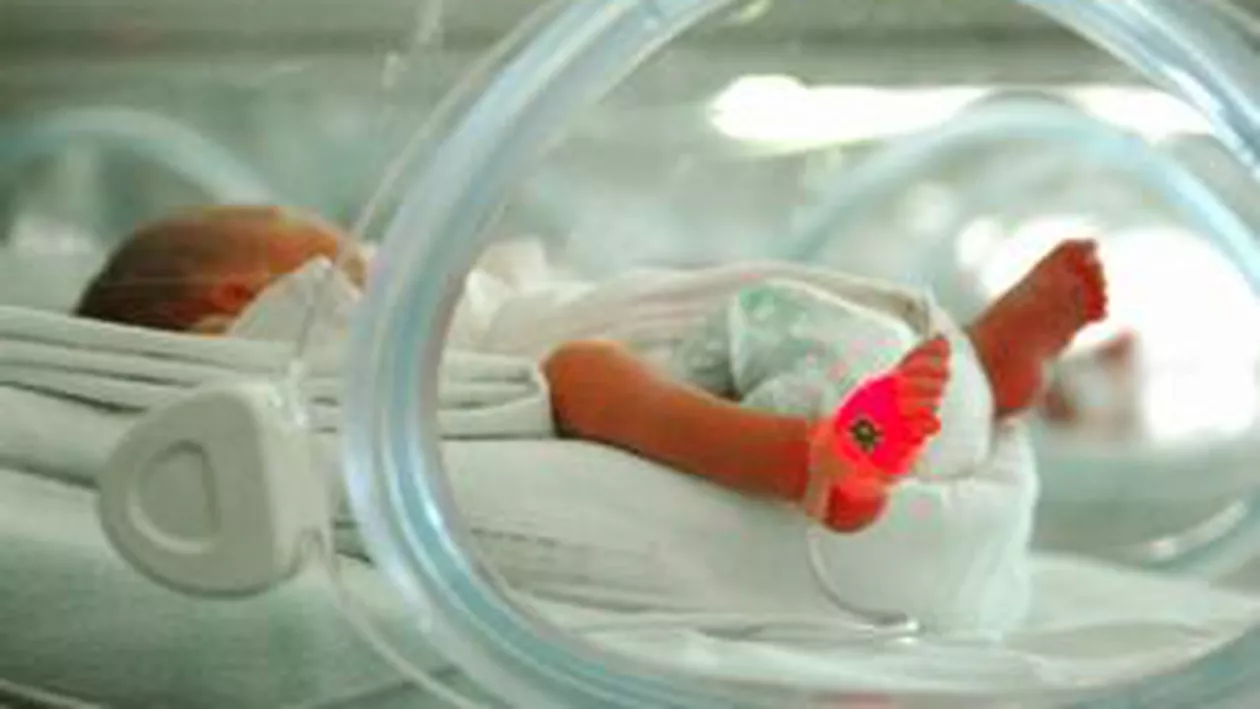 Olt: DSP urmărește cazul unui bebeluș care ar fi rămas paralizat după un vaccin