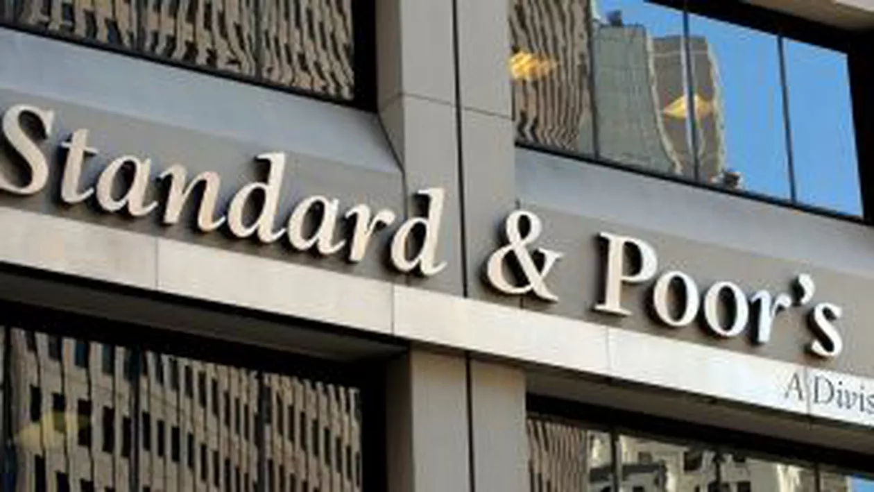 S&P a coborât ratingul BNP Paribas şi a confirmat calificativele Societe Generale şi Credit Agricole