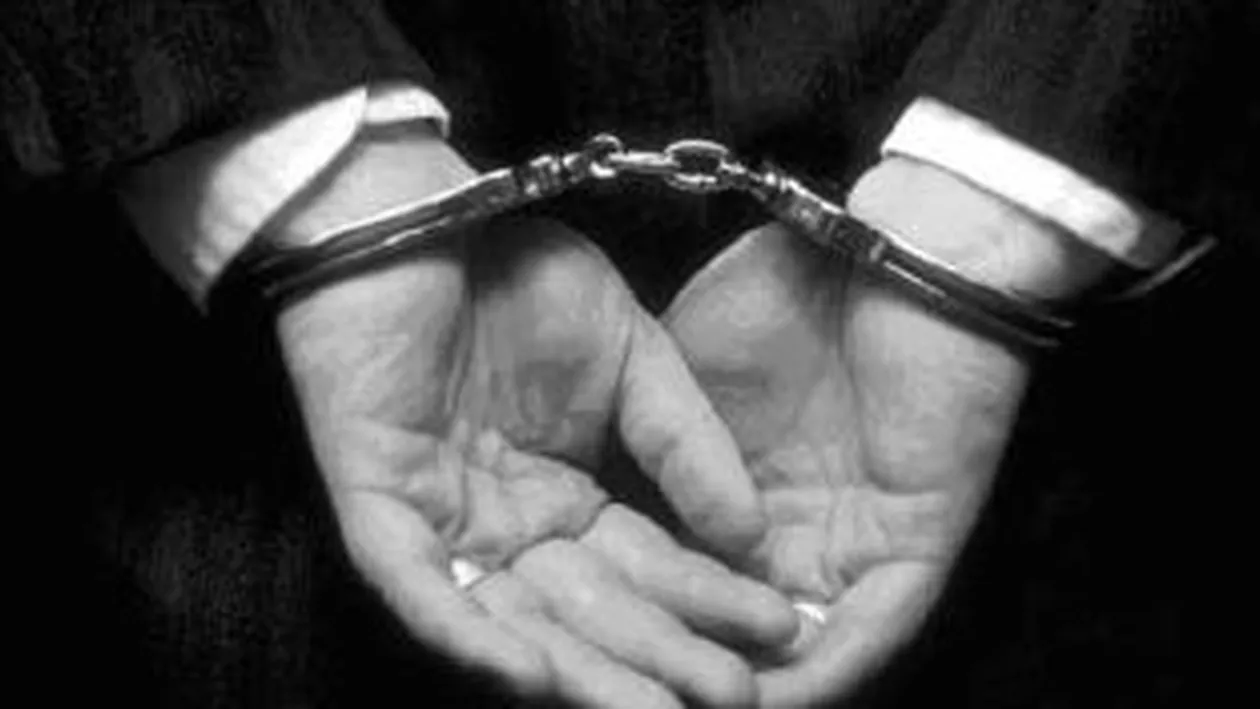 Directorii UMF Iași, arestați preventiv pentru fraudarea unei licitații