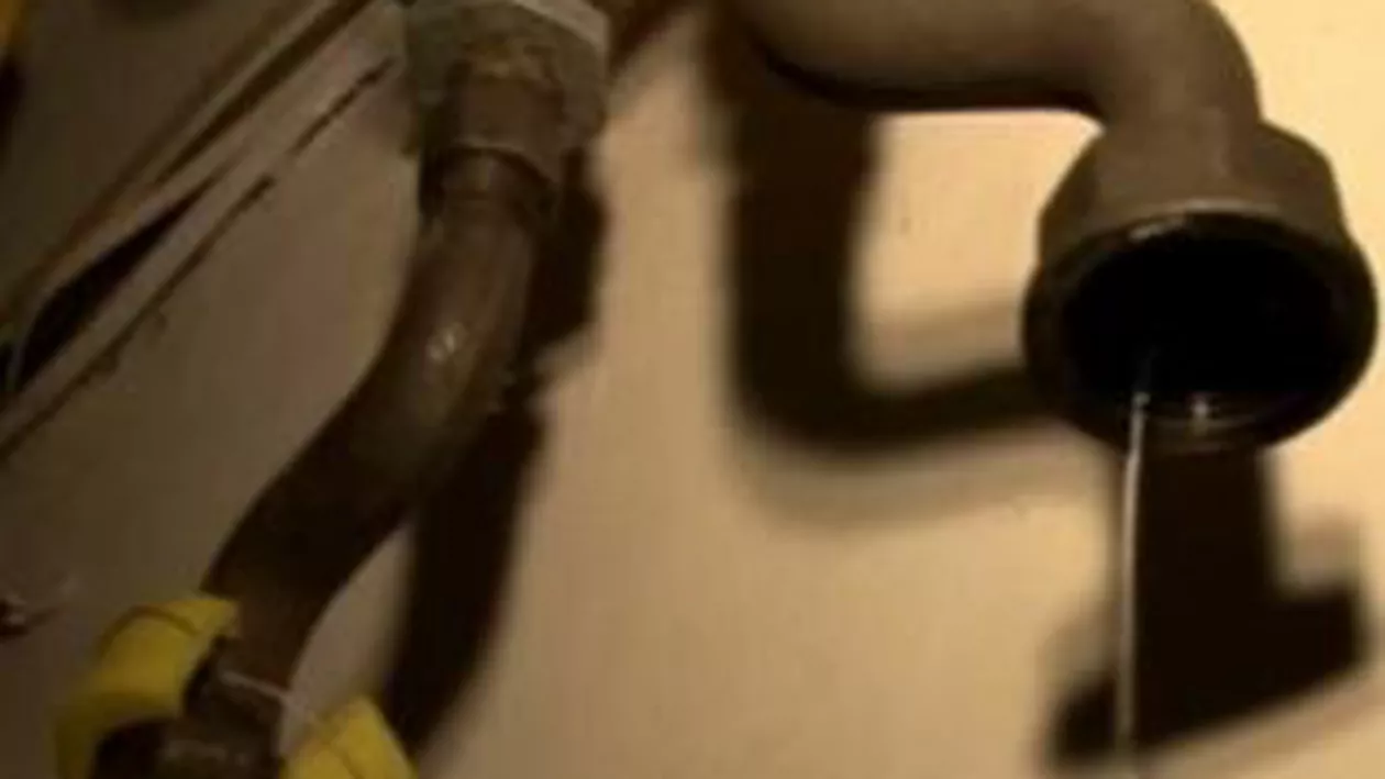 Dorel de Vaslui: Un instalator a racordat țeava de gaze la cea de apă