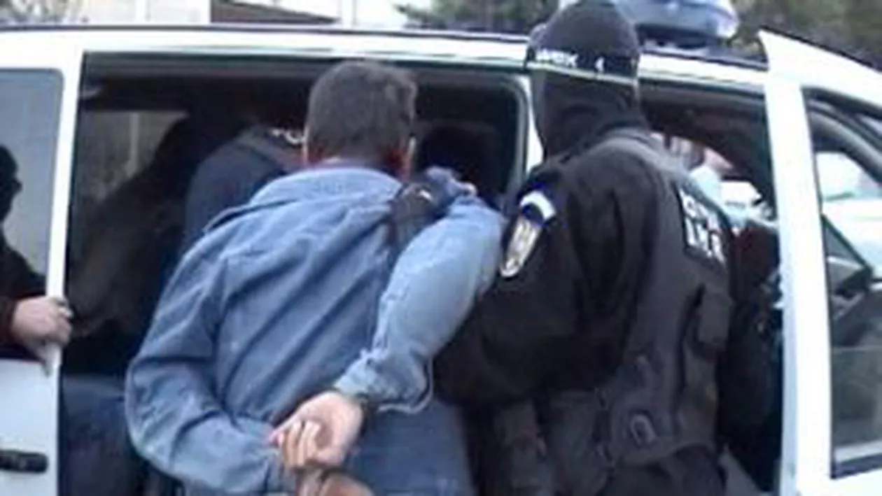 Suporteri polonezi și români, conduși la poliție înaintea meciului Rapid-Legia Varșovia