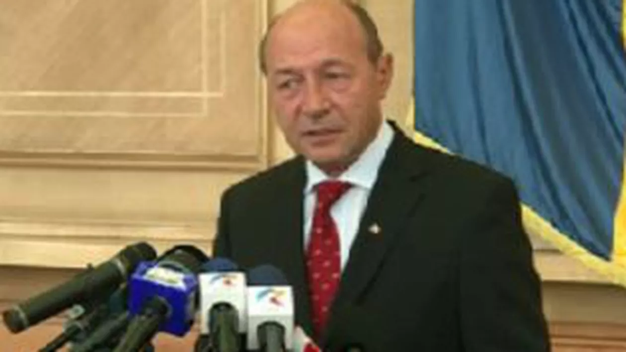 Băsescu, după discuţiile cu miniştrii: Bugetul anului 2012 trebuie să fie extrem de prudent