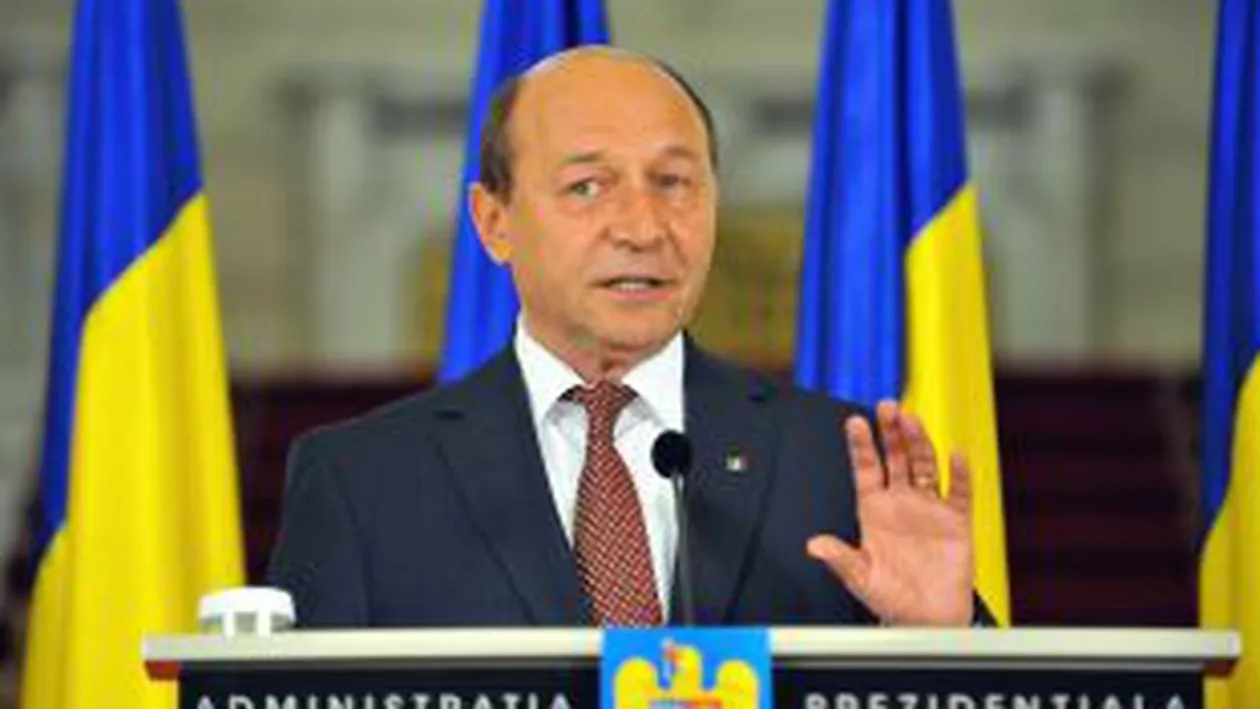 Traian Băsescu a cerut din nou Parlamentului adoptarea legilor asistenței sociale și a statutului judecătorilor