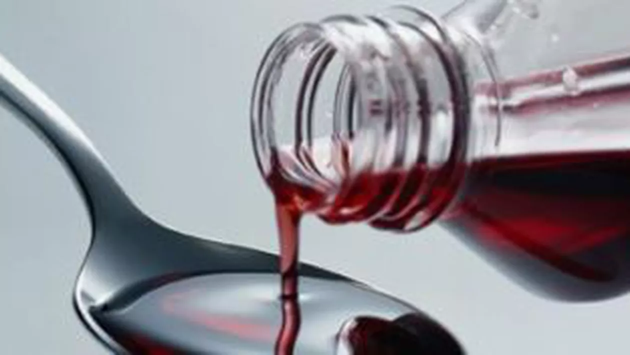 Un copil de trei ani a murit, iar altul se află în comă după ce străbunica lor le-a dat otravă în loc de sirop de tuse