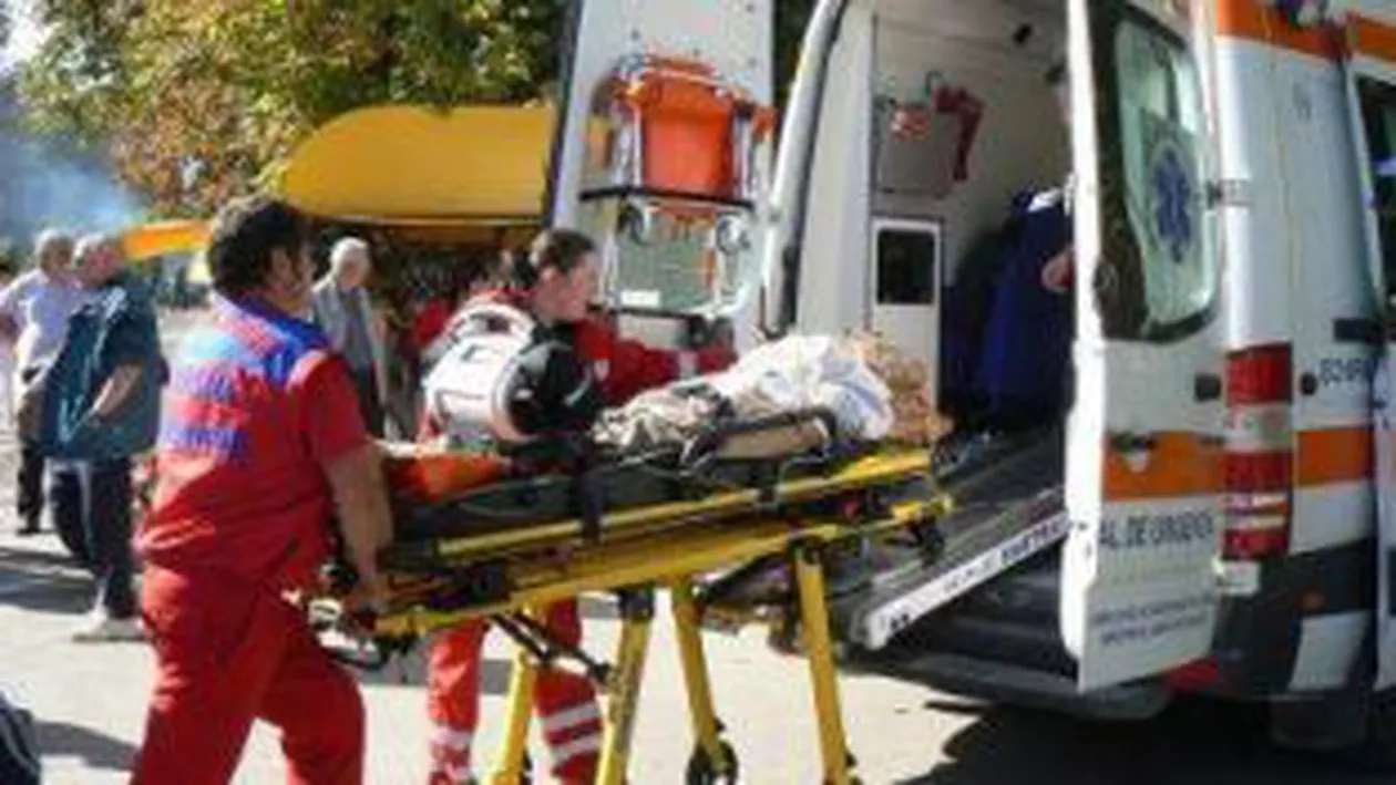 Iași: O fetiță de un an a ajuns la spital după ce a fost strivită de un dulap