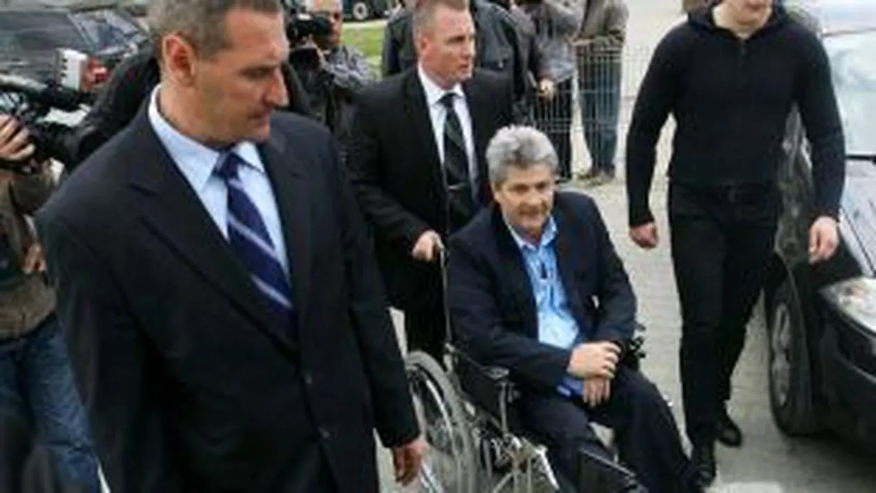 Vîntu, Luca şi ceilalţi 8 inculpaţi din dosarul Petrom Service, arestaţi preventiv. Avocații au înaintat recurs