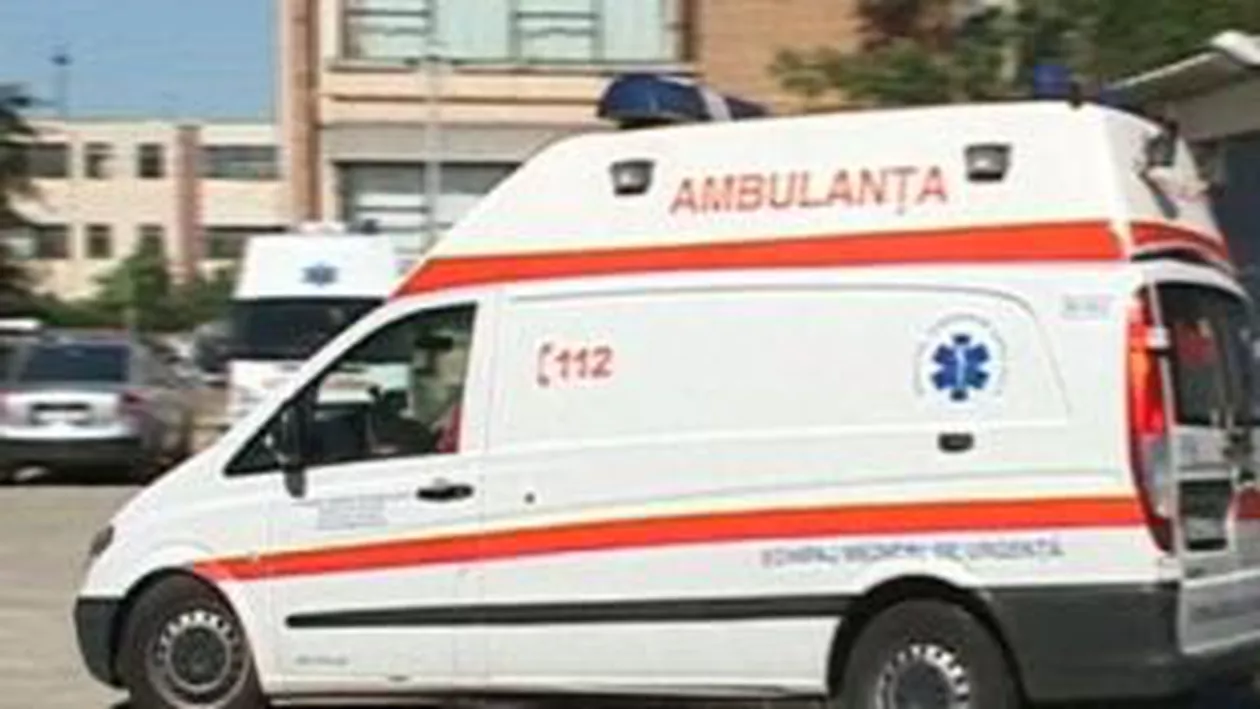 Vaslui: O fetiță de trei ani a ajuns la spital cu arsuri grave după ce a luat foc de la un lemn căzut din sobă