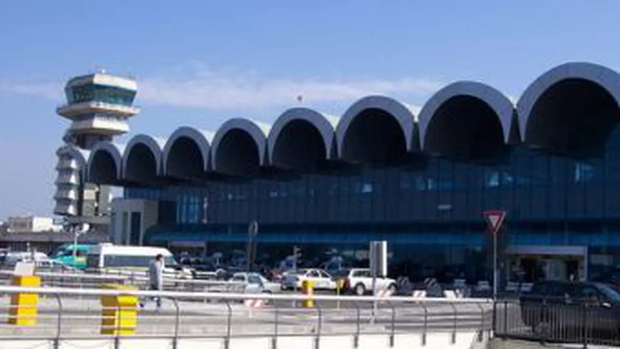 Aeroportul Henri Coandă beneficiază de 12 aparate de tip check-in. VEZI cum funcționează (VIDEO)