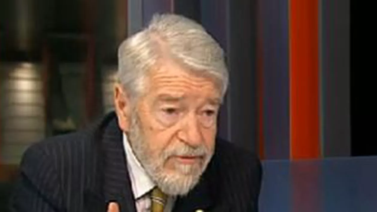 Eugen Mihăescu: Hillary Clinton este un produs cu totul special. Probabil că e o greșeală că s-a născut femeie