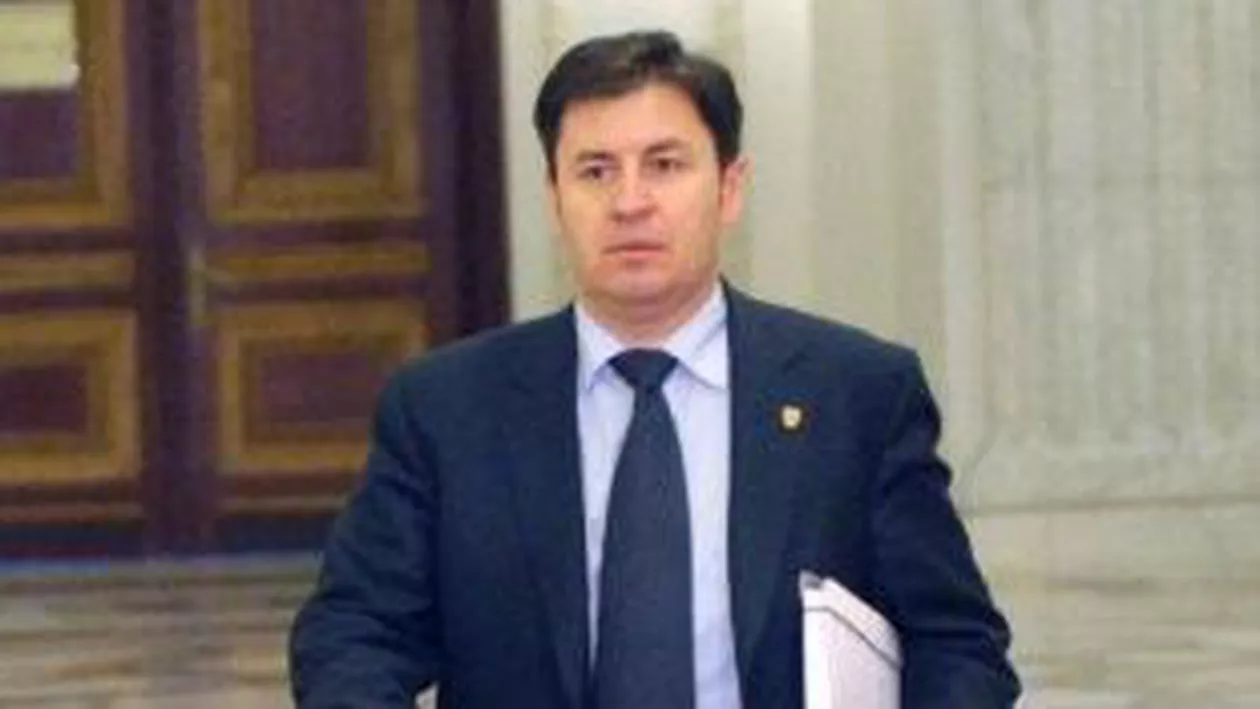 Traian Igaș: Moțiunea simplă semnată de senatorii PSD și PNL, un document copiat din știrile de la televiziunile de partid