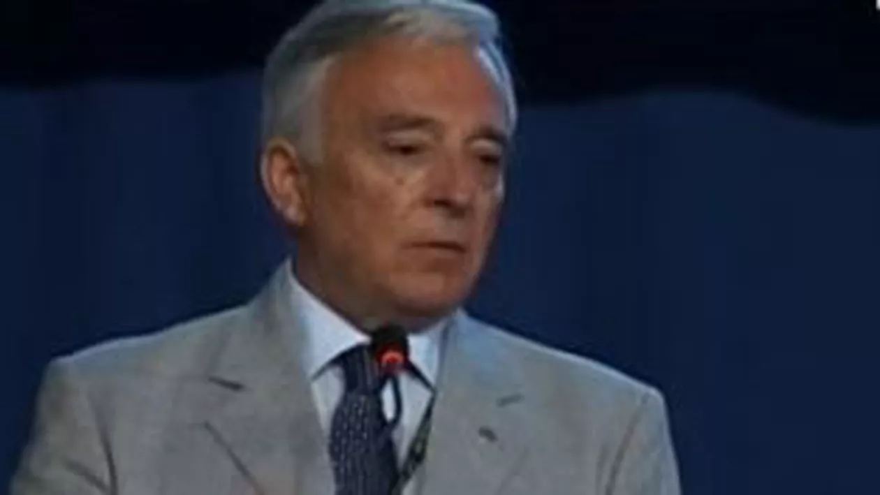 Mugur Isărescu: România va adopta moneda europeană mai devreme sau mai târziu