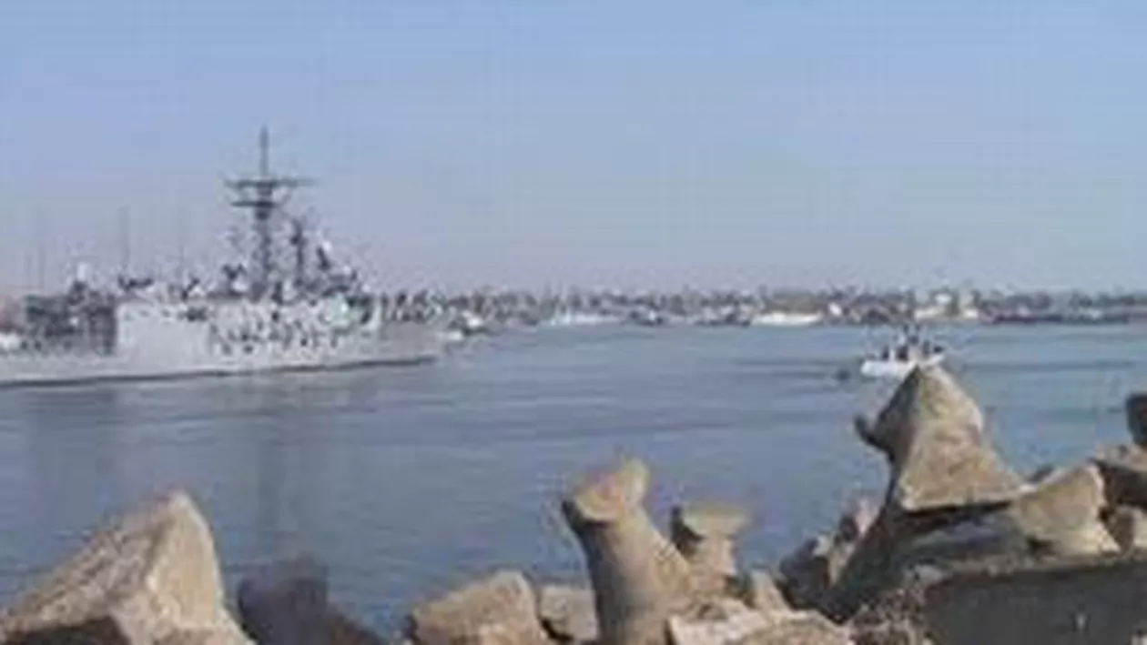 Porturile Constanța Nord și Sud, închise din cauza ceții