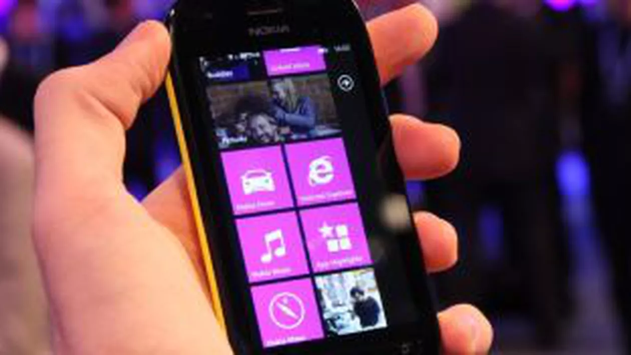Nokia lansează modelul Lumia 710, cu sistem de operare Windows Phone Mango 7.5