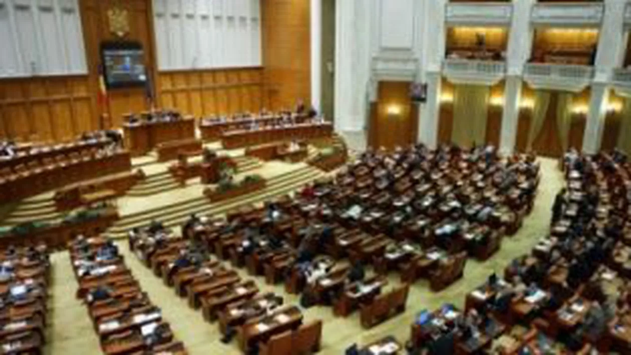 Guvernul și-a angajat răspunderea în Parlament pe comasarea alegerilor și promovarea judecătorilor la ÎCCJ