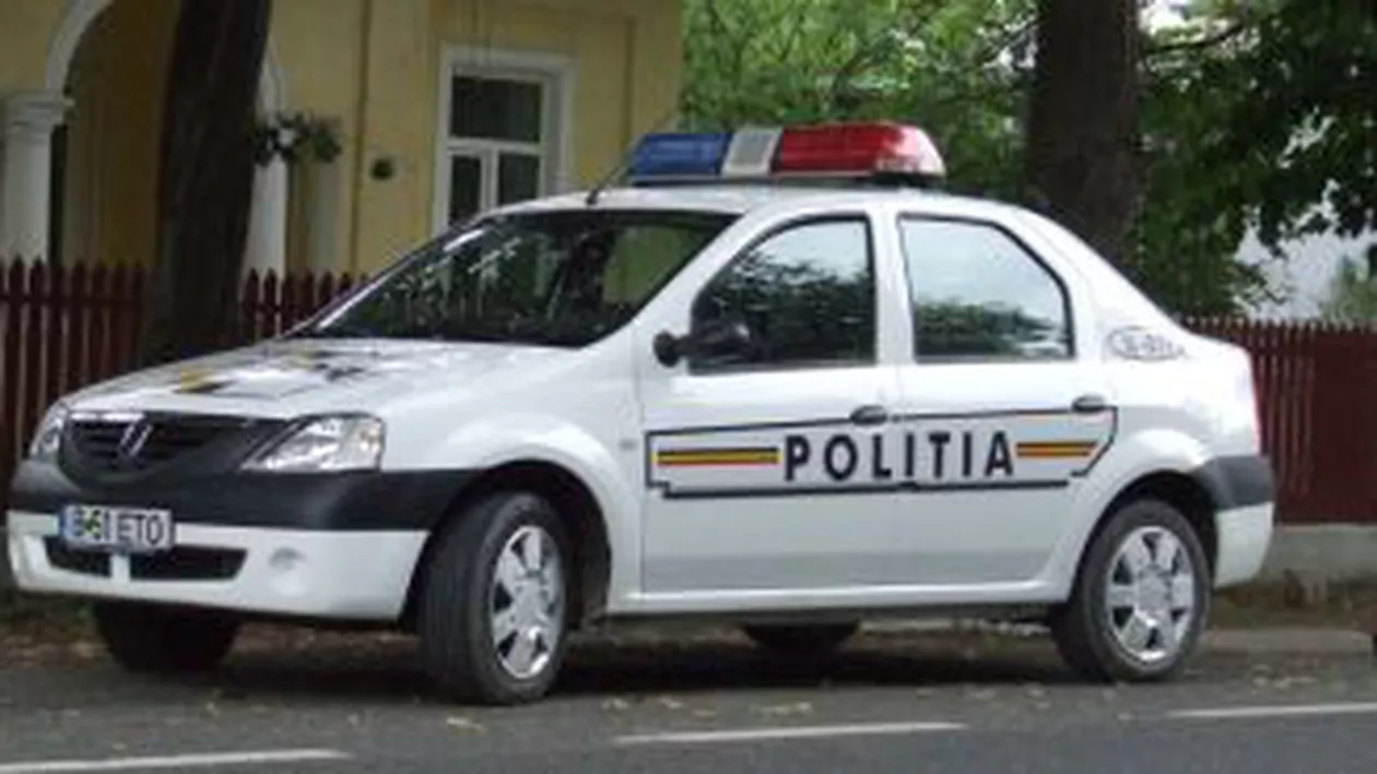 Timiș: Doi bătrâni au fost bătuți și jefuiți de doi bărbați mascați care le-au spart locuința