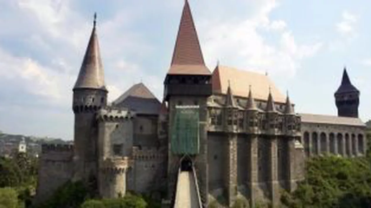 România, în top 10 “castele de basm”. VEZI ce au ales specialiștii