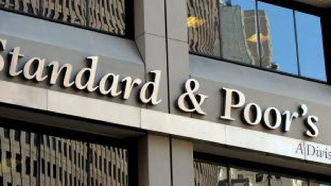 S&P a coborât ratingul OTP Bank la "junk", după ce a redus și calificativul Ungariei